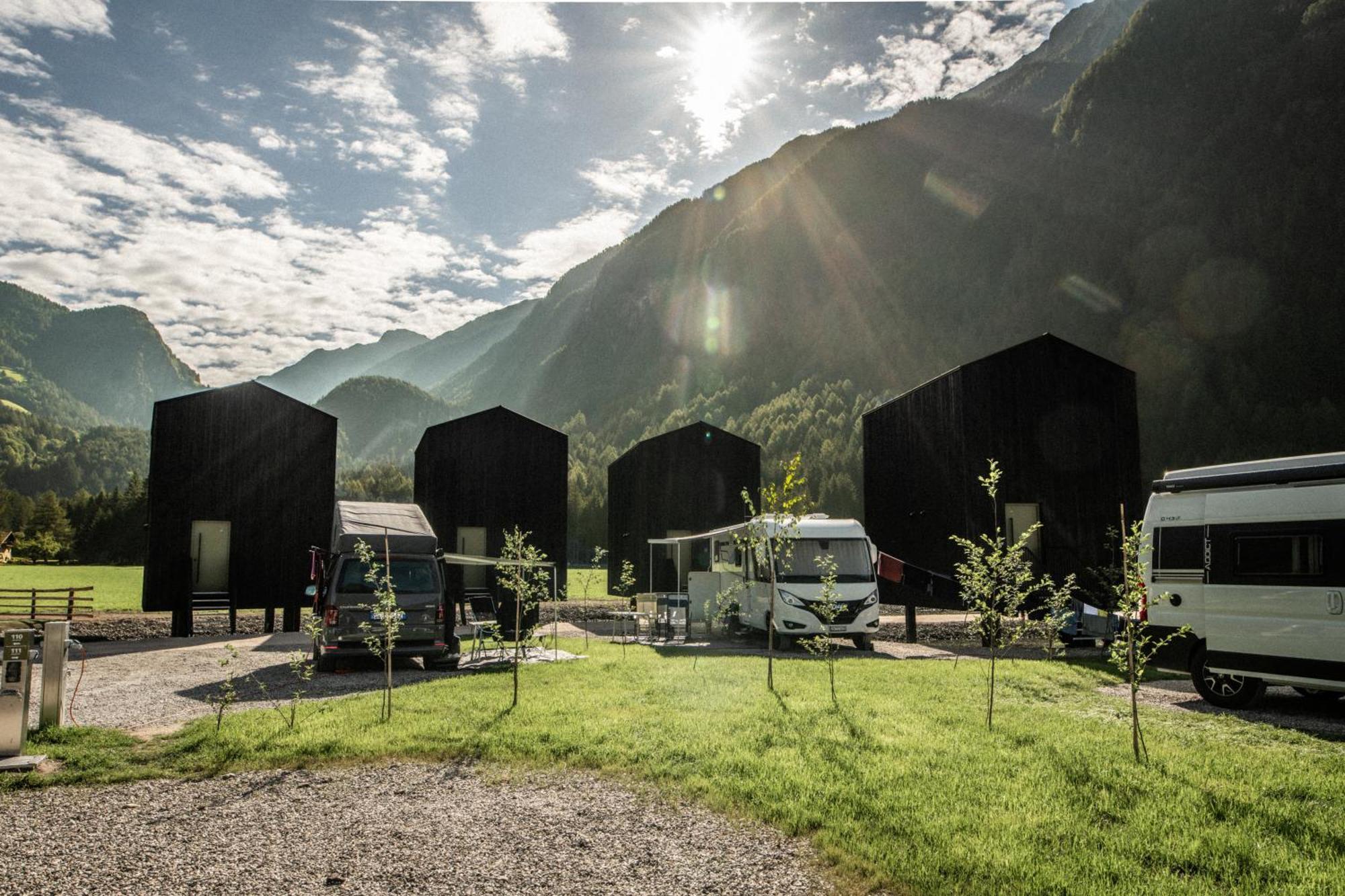 Sandgold Alpine Glamping Campo Tures Exterior photo
