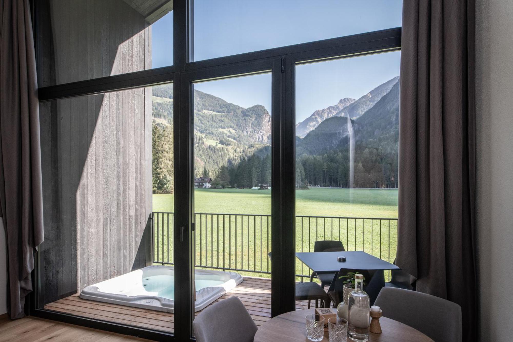 Sandgold Alpine Glamping Campo Tures Exterior photo